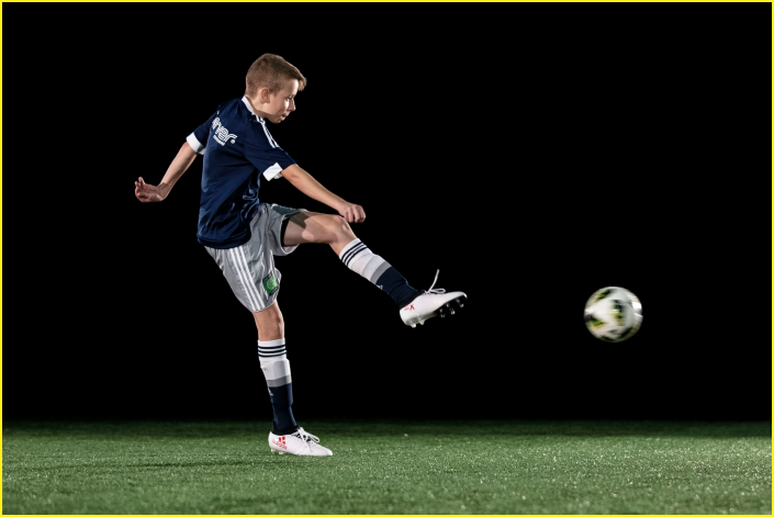 Master Free Kicks with the adidas MiCoach Smart Ball